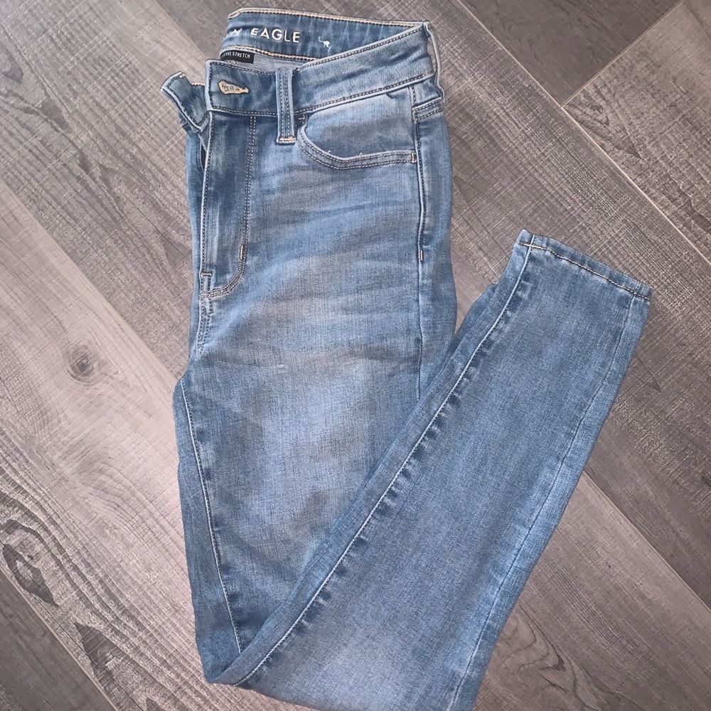 American Eagle Super High-rise Jegging Size 4 Short